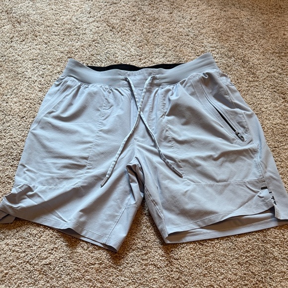 Men's License to Train Linerless Short 7" Light Blue Lululemon Athletic Shorts - Picture 1 of 3